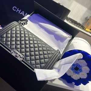 Chanel boy bag L
